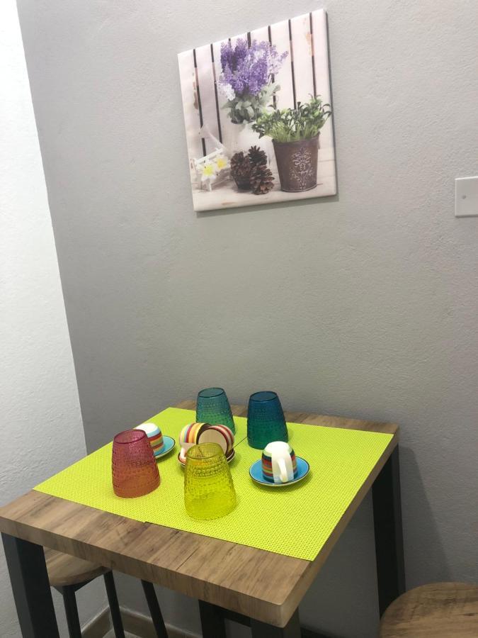 Domus Alice Lägenhet Monserrato Exteriör bild